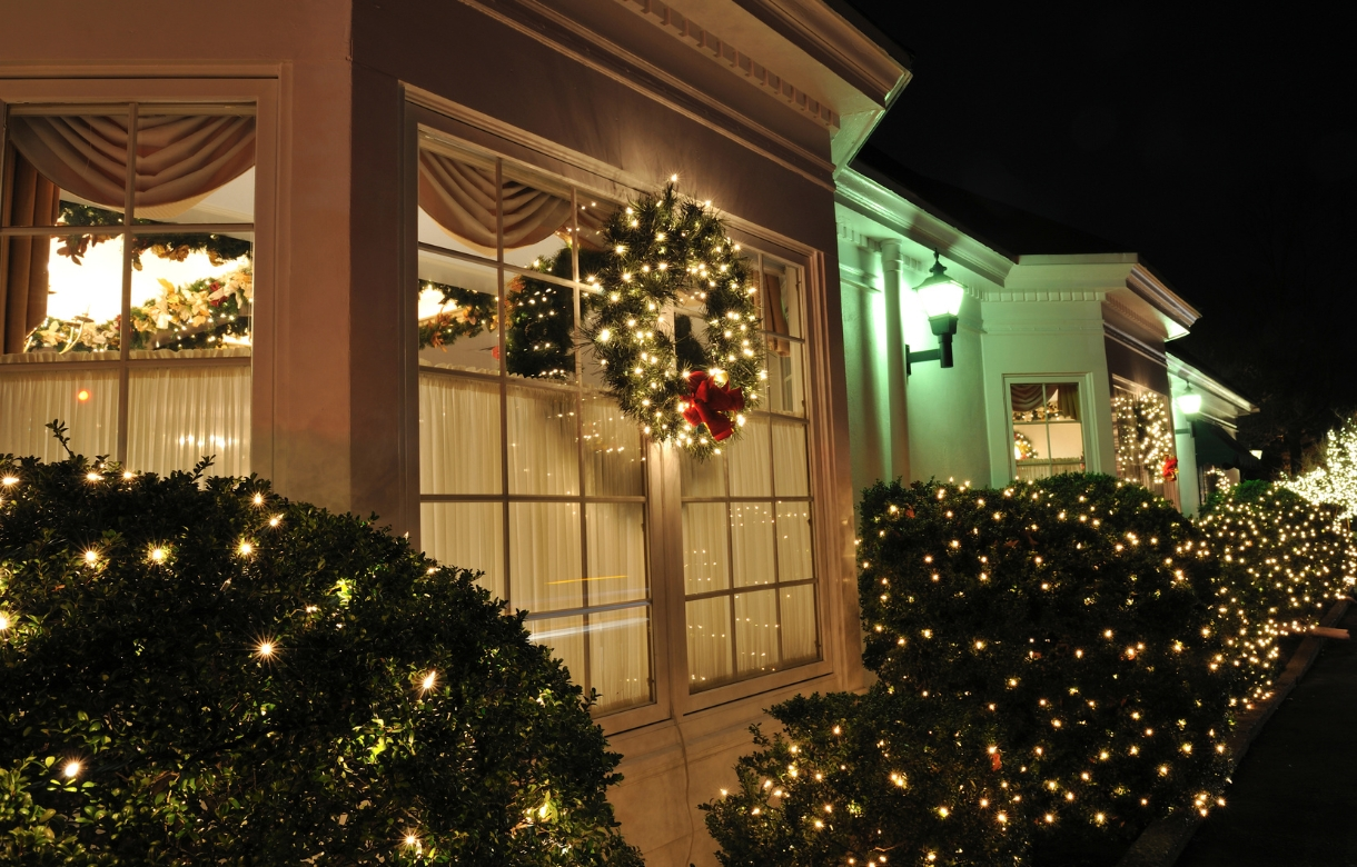 Holiday Light Installation Cost